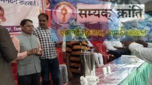 a-3-300x169 अस्ताचल में जाते सूर्यदेव को अर्घ्य देते हुए व्रतियों ने किया पूजन, सूर्य उपासना का महापर्व छठ प्रारंभ