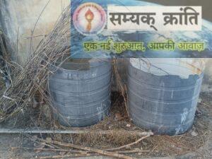 5-1-300x225 कलेक्टर कार्यालय से लगे छिंदडाँड़ के सरकारी आवासों में नारकीय स्थिति, वर्षों से बह रहा गंदा पानी बना परेशानी का सबब