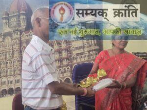 3-300x225 रामानुज विद्यालय में विदाई समारोह हुआ आयोजित