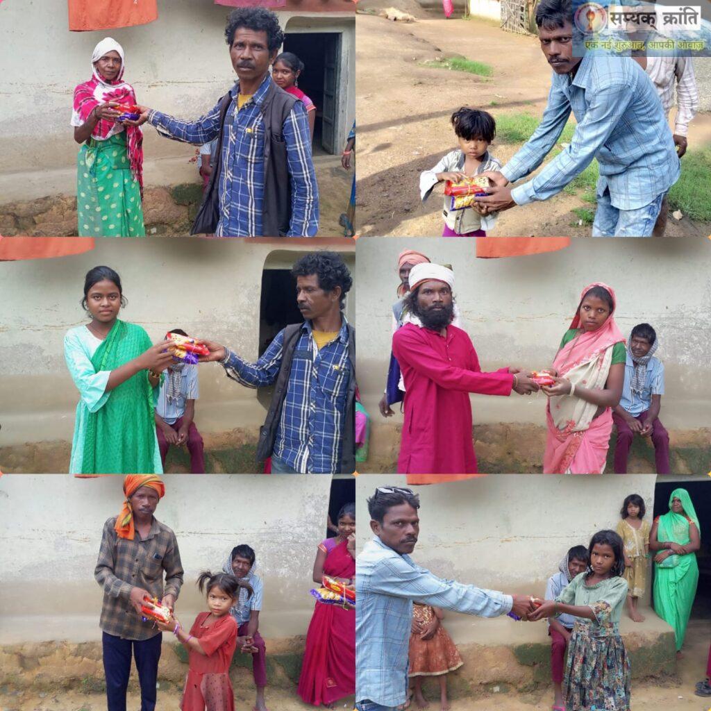 b-1024x1024 रक्षाबंधन में रेशम की डोरी : राखी – मिष्टान्न अन्य सामग्री का जनहित संघ ने किया वितरण