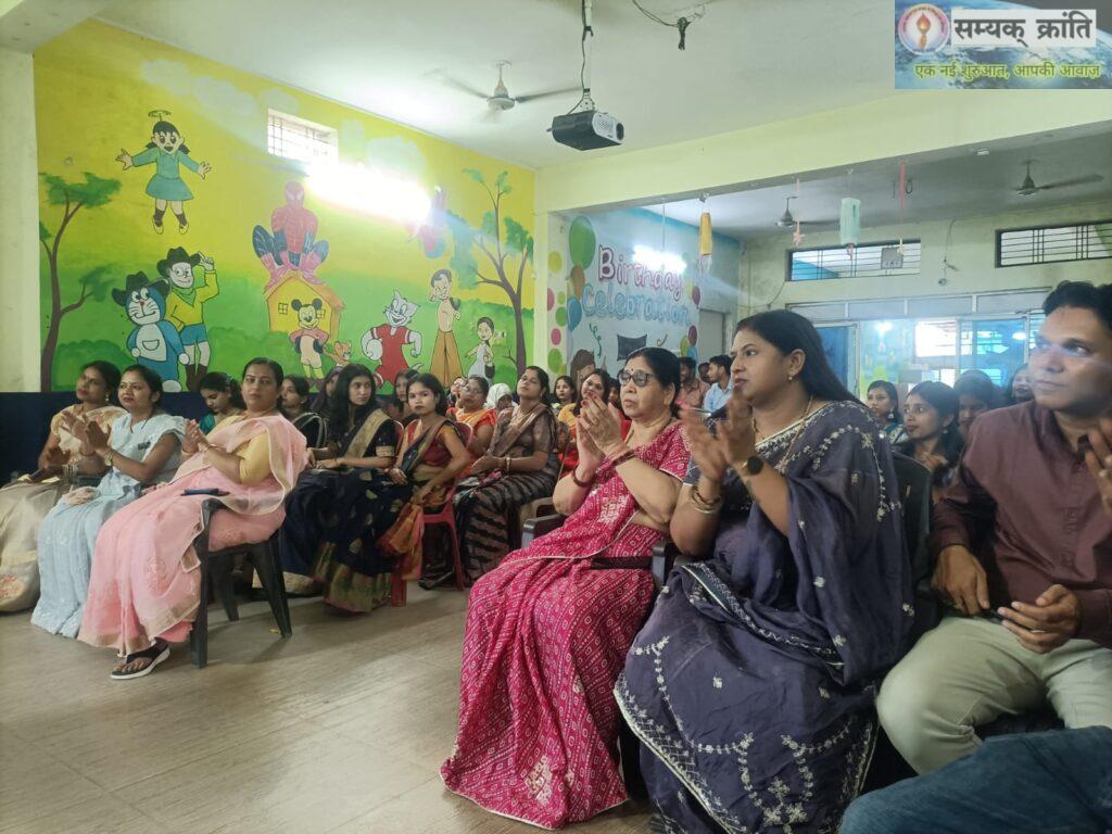 4-1-1024x768 ज्ञान कुंज एवं न्यू दिल्ली पब्लिक स्कूल में शिक्षक दिवस समारोह सम्पन्न