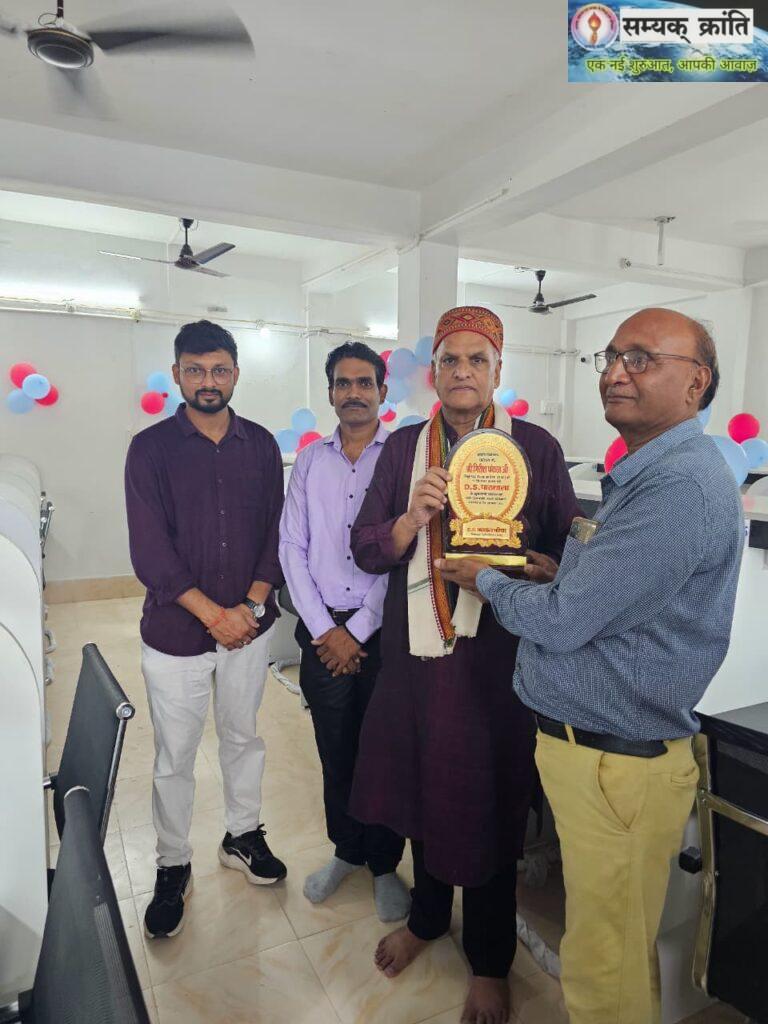 e-768x1024 डीएस पाठशाला का गिरीश पंकज ने किया भव्य शुभारंभ