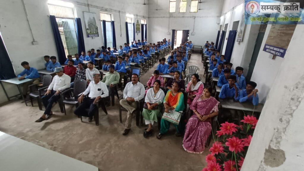 j-1024x577 रजत जयंती पर रामानुज विद्यालय में एल्युमनी समारोह आयोजित