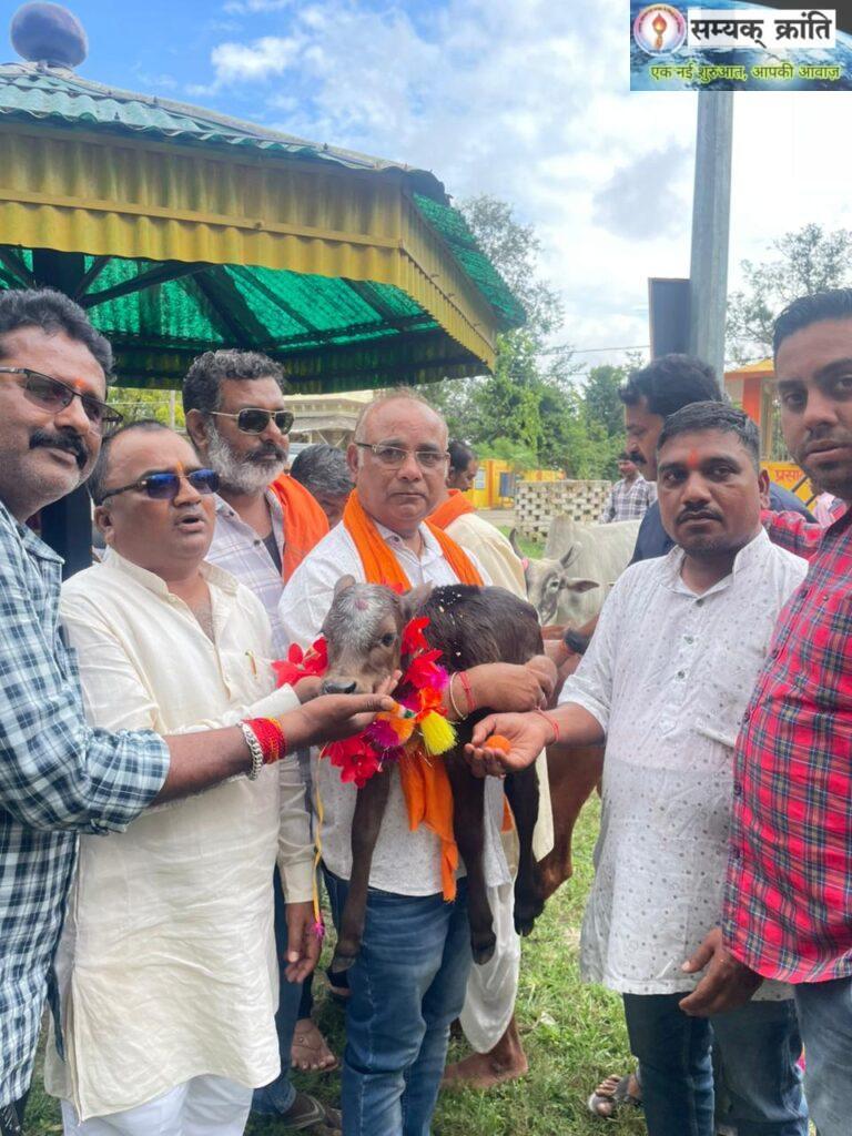 1-6-768x1024 राष्ट्रीय गौ रक्षा वाहिनी द्वारा गोपाष्टमी पर्व श्रद्धा एवं उत्साह के साथ मनाया गया