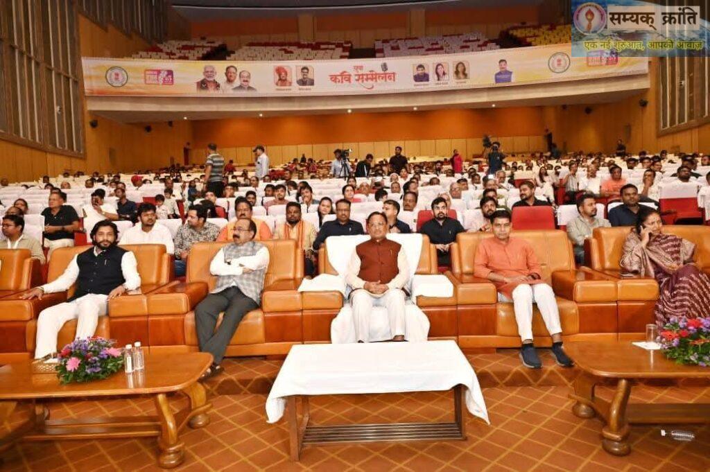 j-1024x681 अलीशा के काव्यपाठ की मुख्यमंत्री ने की प्रशंसा,संभाग के बाद राज्य में कोरिया का लहराया परचम