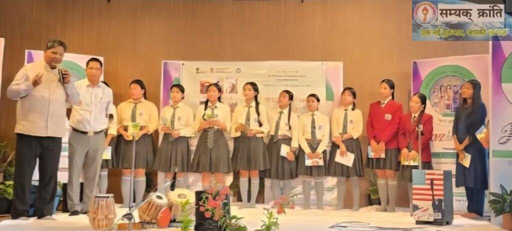 2-7-1024x462 अरुणाचल में राष्ट्रीय पुस्तक न्यास की कार्यशाला : गिरीश पंकज सम्मानित