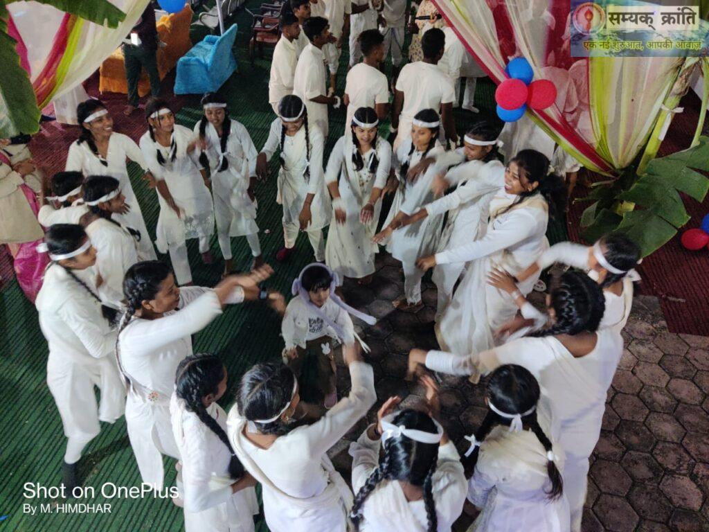 1-2-1024x768 गुरू घासीदास जी की 269 वीं जयंती सतनाम धाम चरचा में हर्षोल्लास के साथ मनाया गया