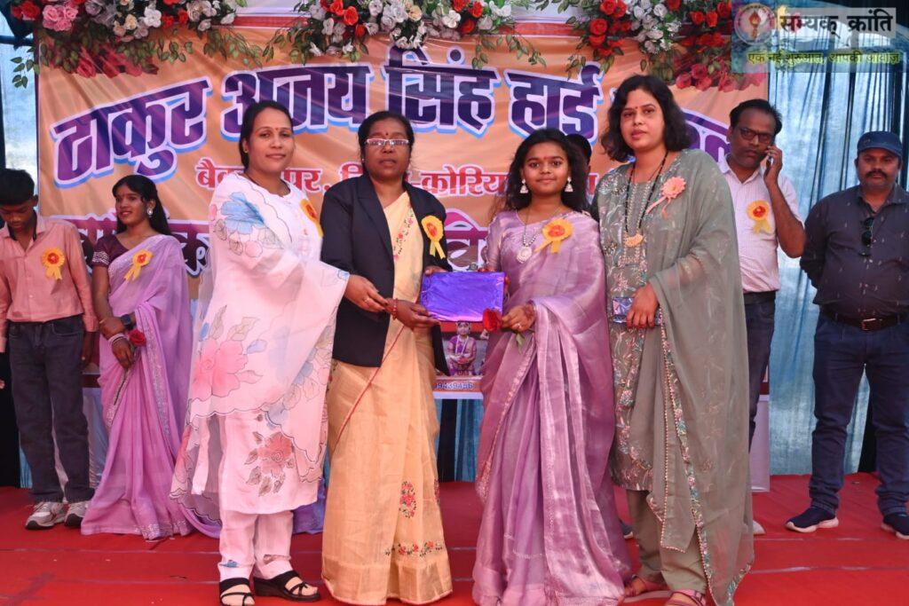 WhatsApp-Image-2026-03-12-at-5.53.41-PM-1024x683 ठाकुर अजय सिंह हाईस्कूल में 'वार्षिक उत्सव एवं विदाई समारोह' का भव्य आयोजन