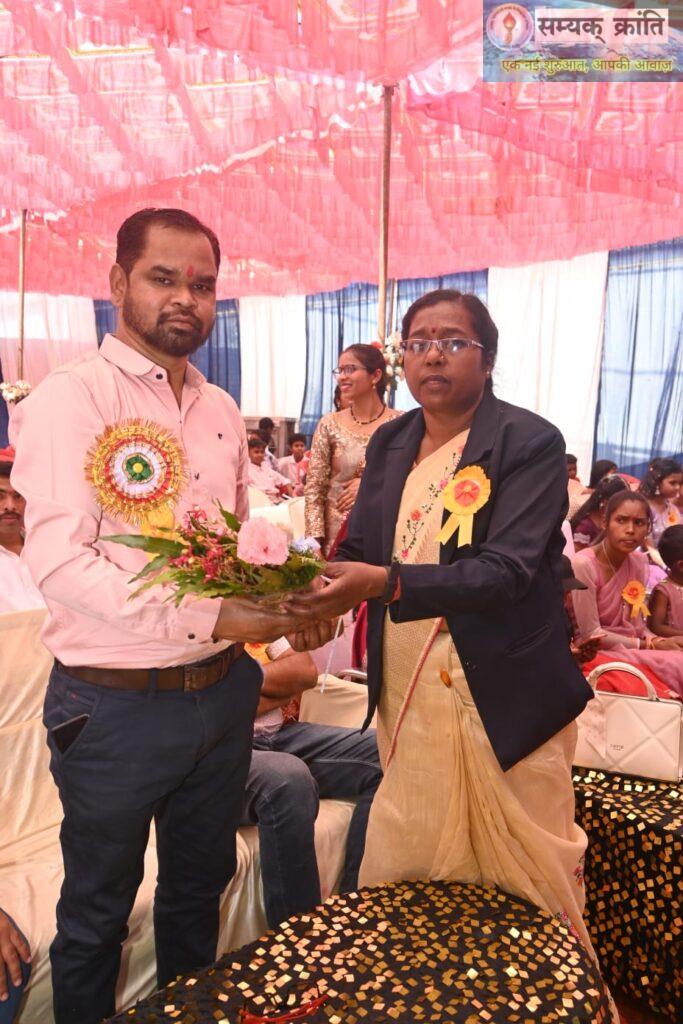 WhatsApp-Image-2026-03-12-at-5.53.45-PM-2-683x1024 ठाकुर अजय सिंह हाईस्कूल में 'वार्षिक उत्सव एवं विदाई समारोह' का भव्य आयोजन