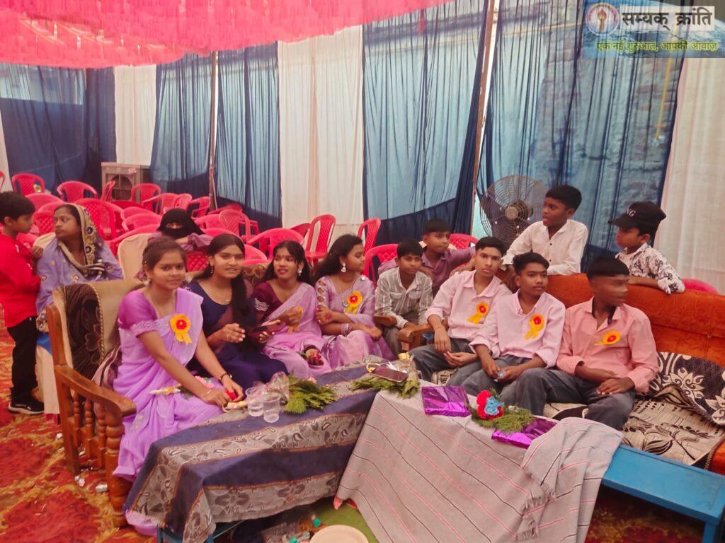 WhatsApp-Image-2026-03-12-at-5.53.59-PM-1-1024x768 ठाकुर अजय सिंह हाईस्कूल में 'वार्षिक उत्सव एवं विदाई समारोह' का भव्य आयोजन